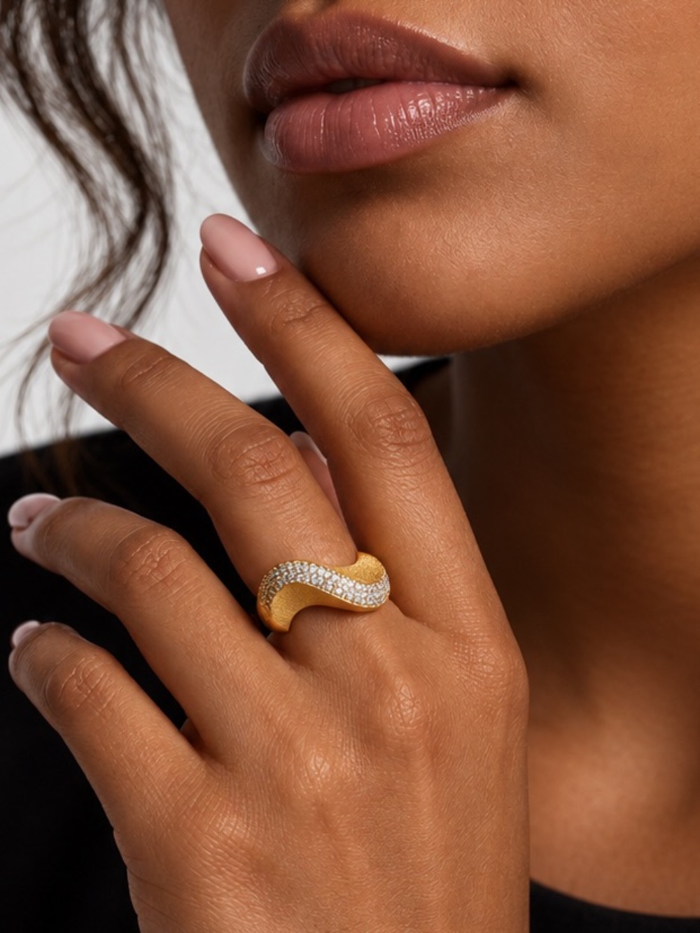Gold Wave Crystal Pave Ring - Women's Fashion Accessory